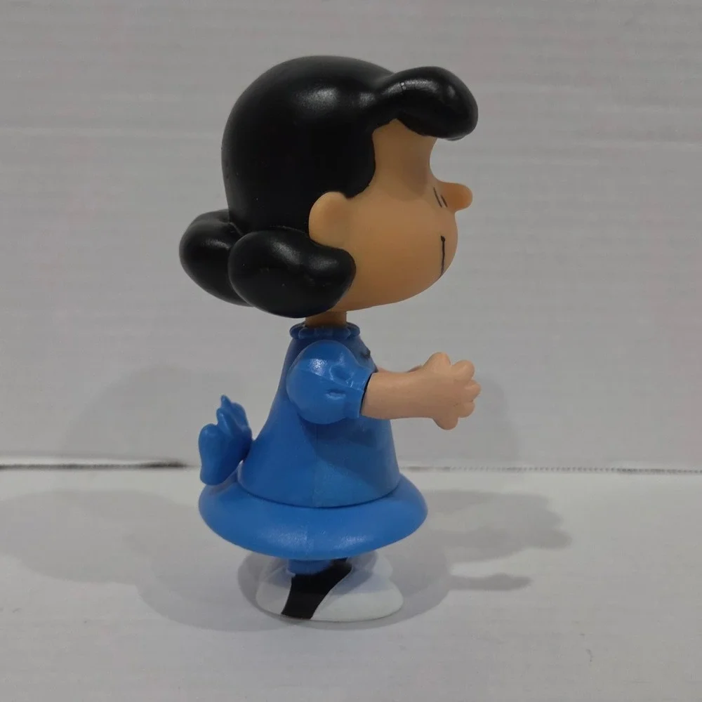 Peanuts vintage lucy